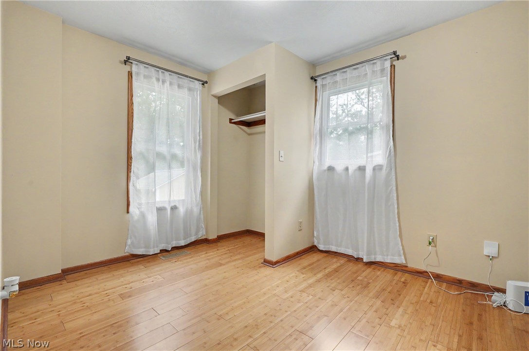 4937 Grove Avenue Norton OH 44203