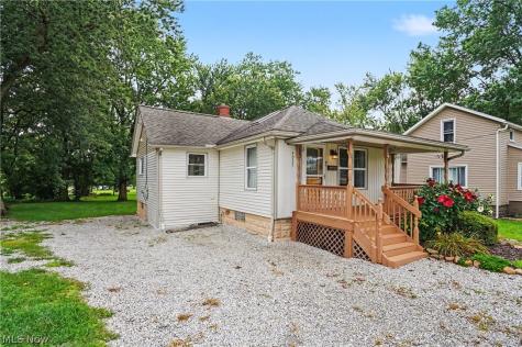 4937 Grove Avenue Norton OH 44203