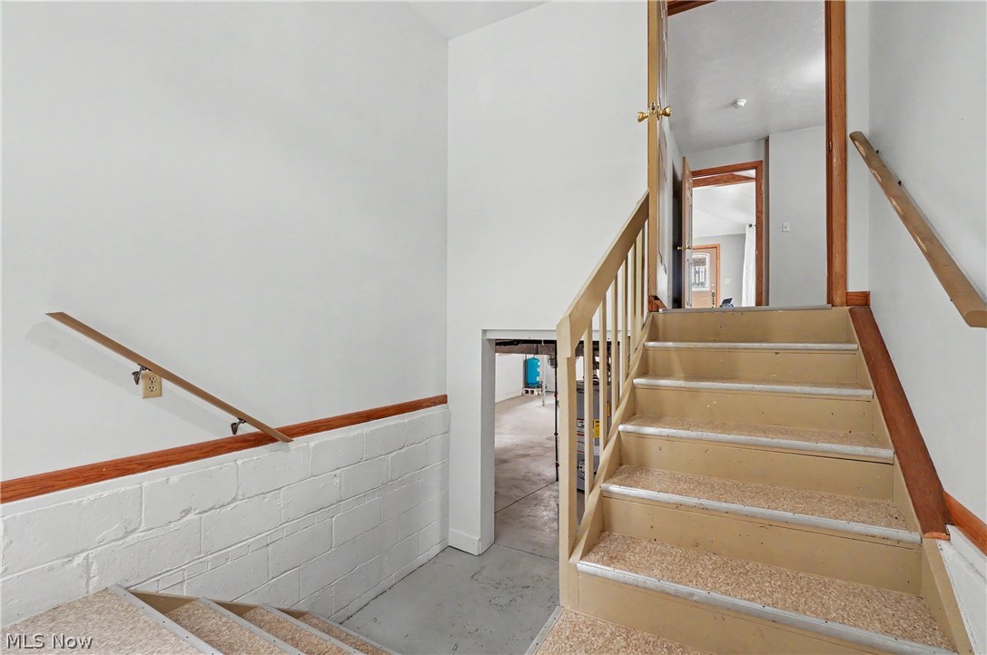 4937 Grove Avenue Norton OH 44203