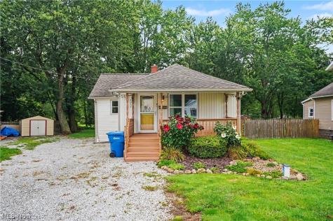 4937 Grove Avenue Norton OH 44203