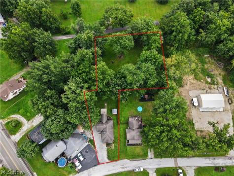 4937 Grove Avenue Norton OH 44203