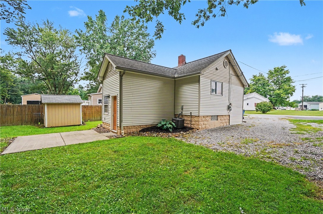 4937 Grove Avenue Norton OH 44203