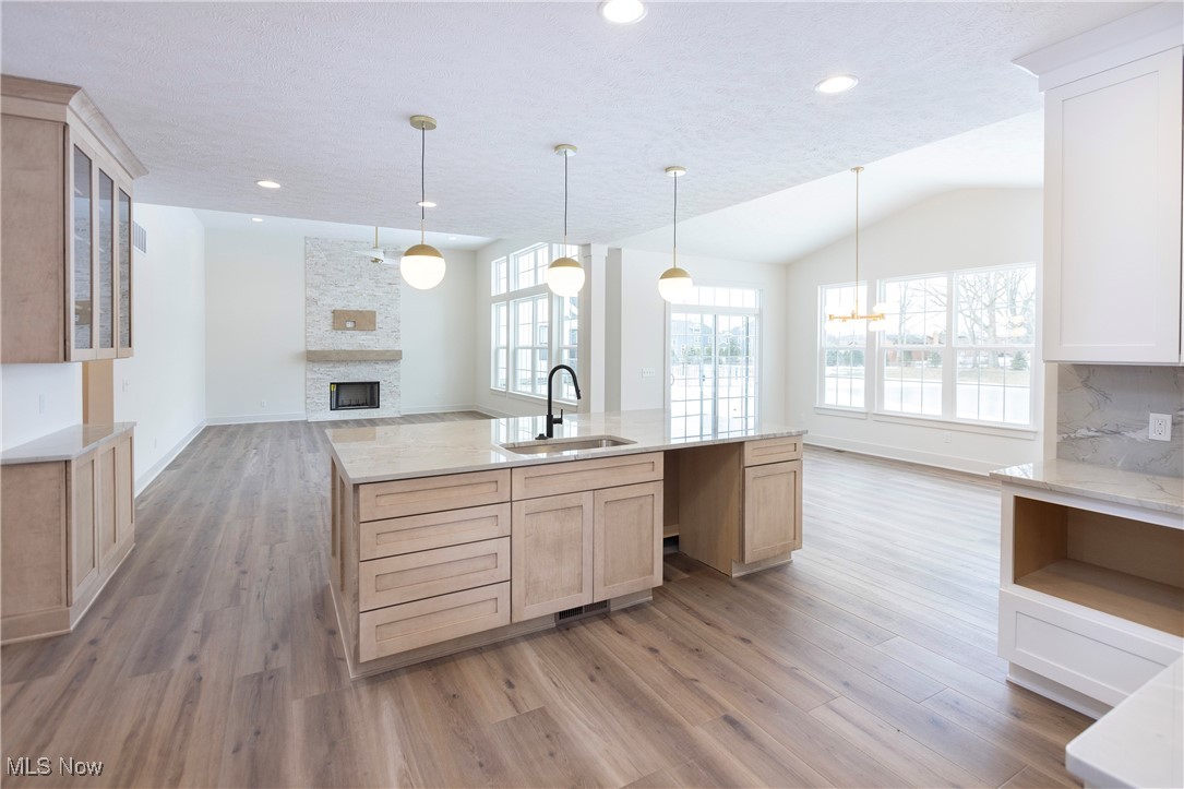522 S Port Drive Avon Lake OH 44012
