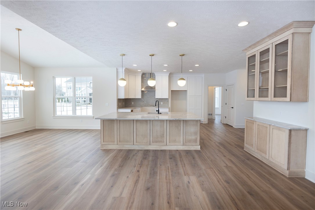 522 S Port Drive Avon Lake OH 44012