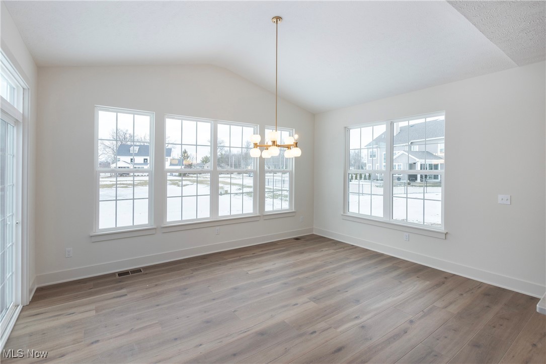 522 S Port Drive Avon Lake OH 44012