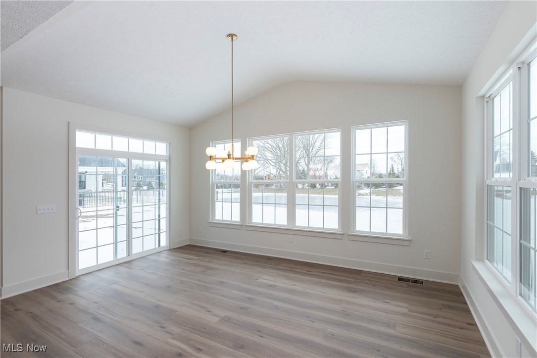 522 S Port Drive Avon Lake OH 44012