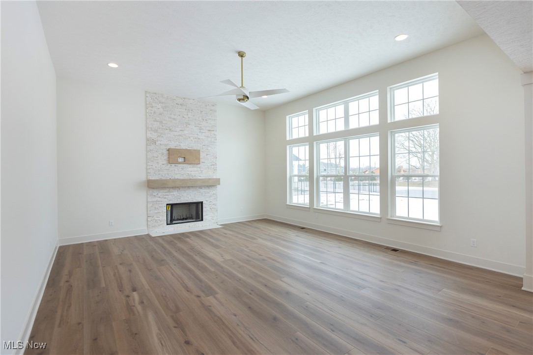 522 S Port Drive Avon Lake OH 44012
