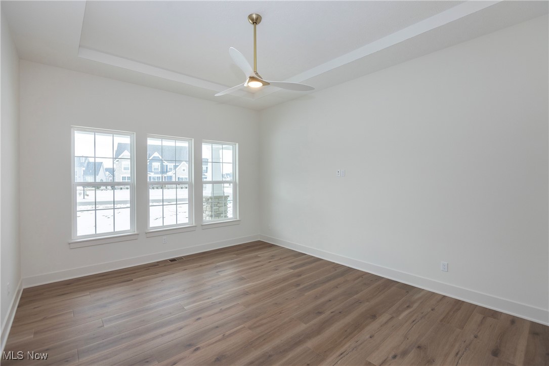 522 S Port Drive Avon Lake OH 44012