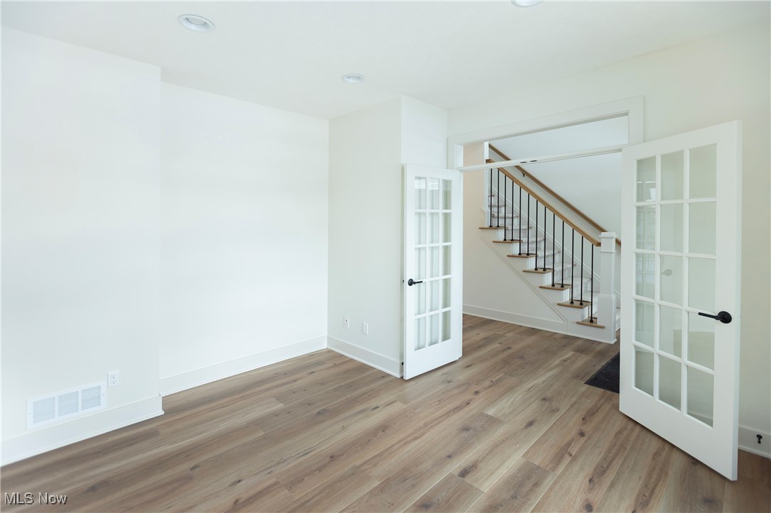 522 S Port Drive Avon Lake OH 44012