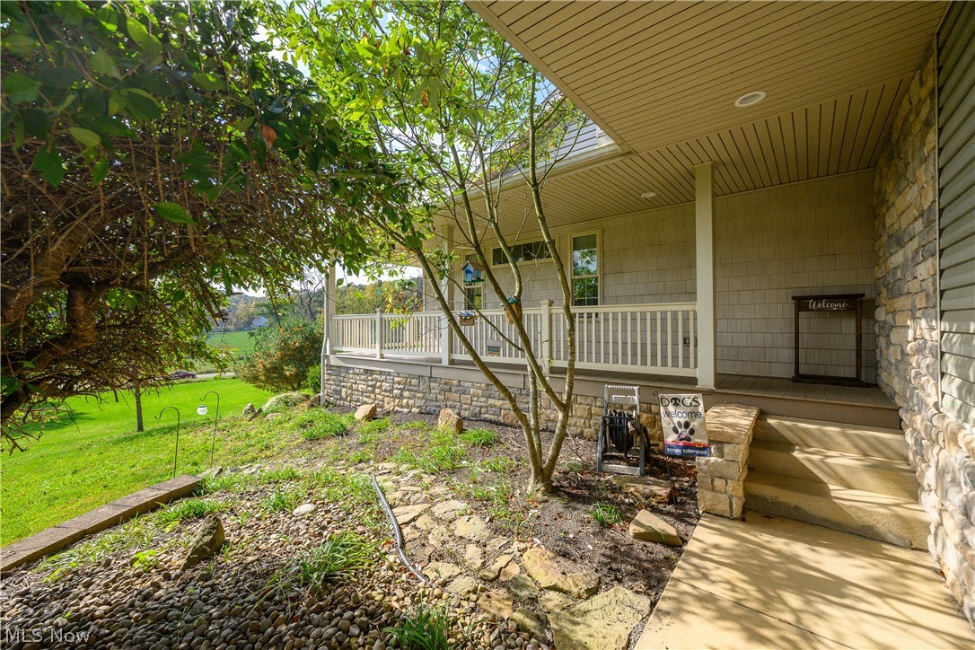 169 Schneiders Crossing Road NW Dover OH 44622
