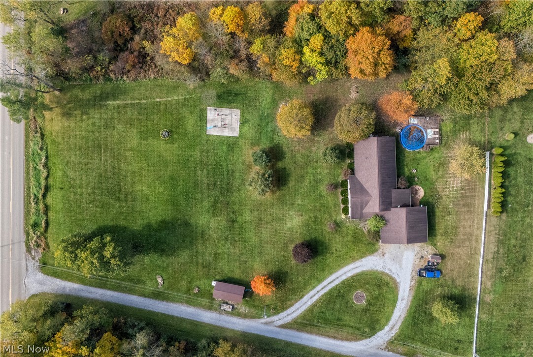 169 Schneiders Crossing Road NW Dover OH 44622