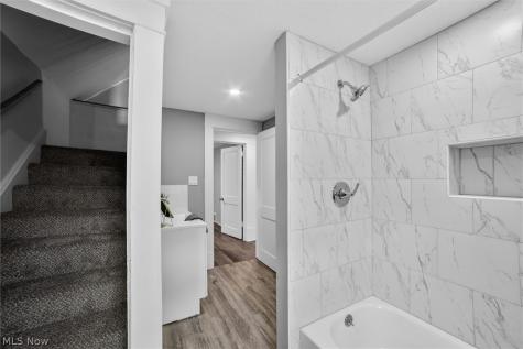 843 Chester Avenue Akron OH 44314