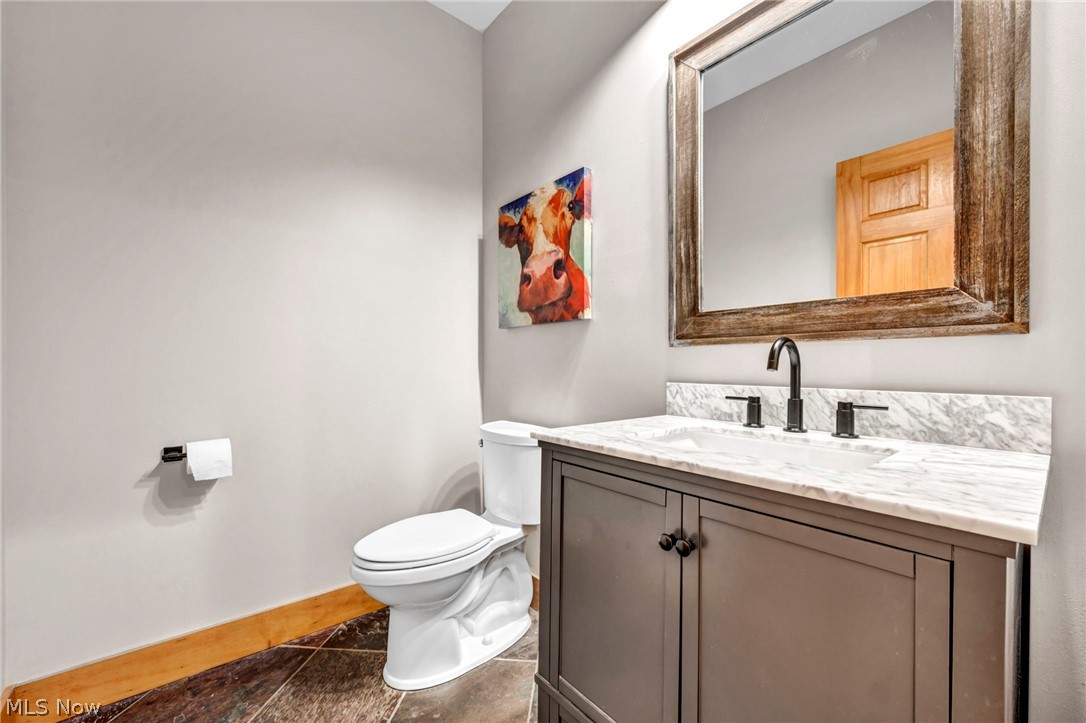 7184 Neff Road Valley City OH 44280