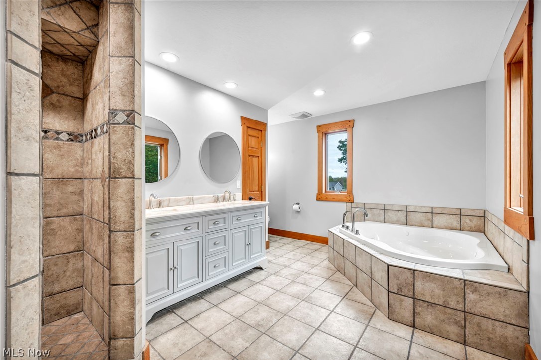 7184 Neff Road Valley City OH 44280
