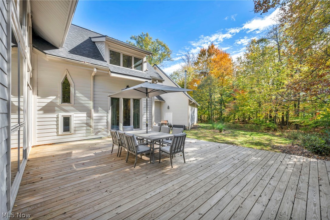 7184 Neff Road Valley City OH 44280