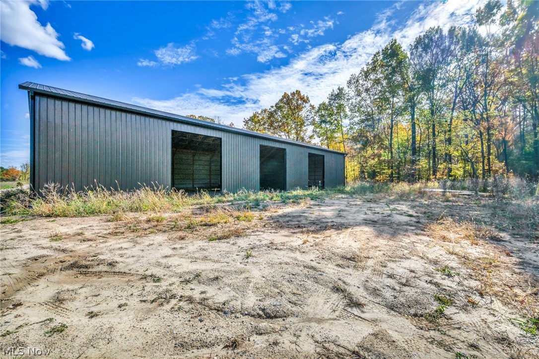7184 Neff Road Valley City OH 44280