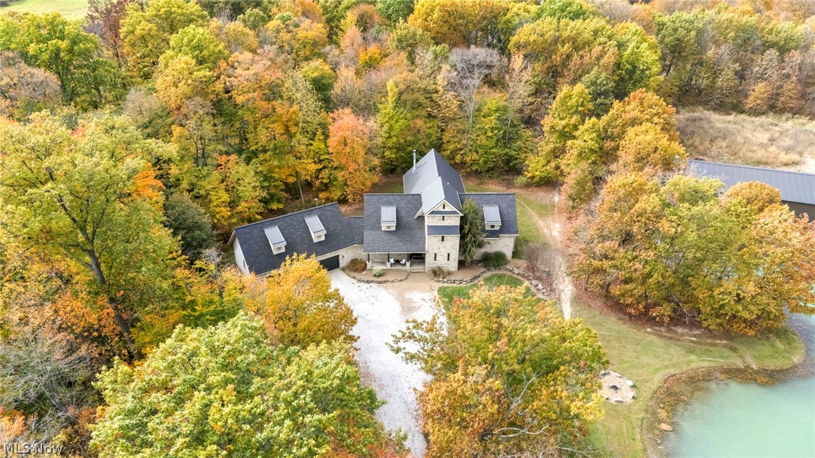 7184 Neff Road Valley City OH 44280