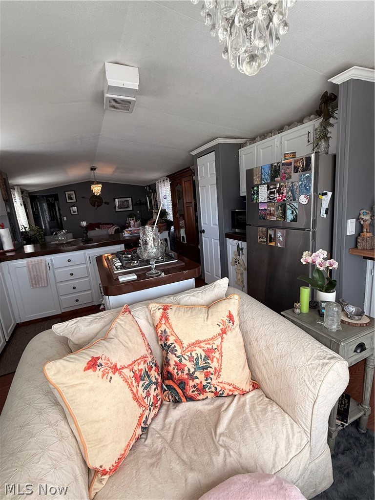 12860 Mayfield Road Chardon OH 44024