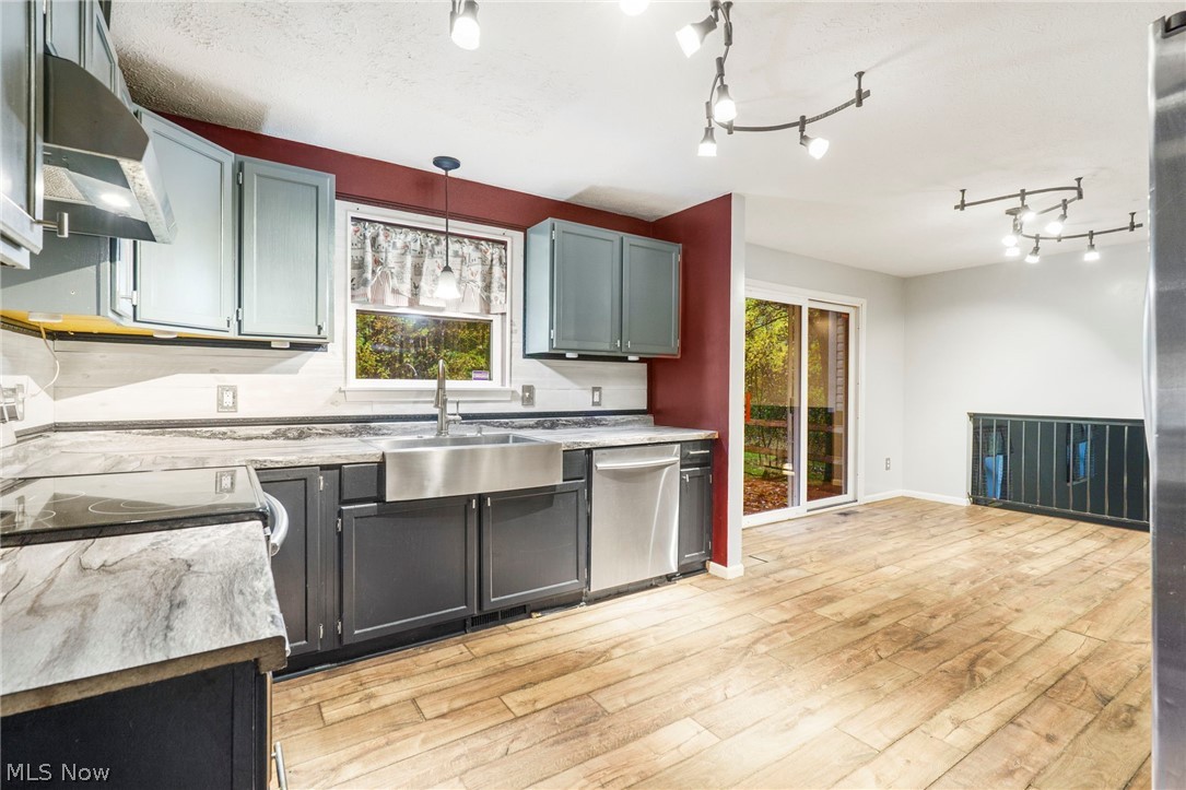 9812 Carters Ford Road Deerfield OH 44411