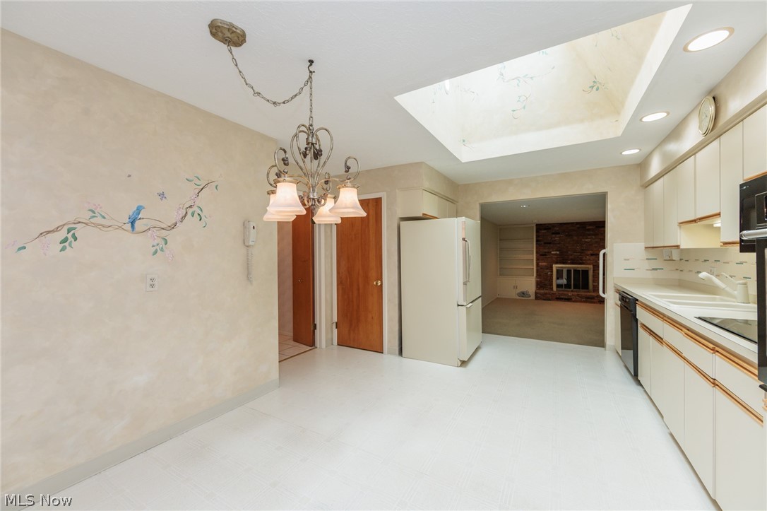 616 Sturbridge Drive Highland Heights OH 44143