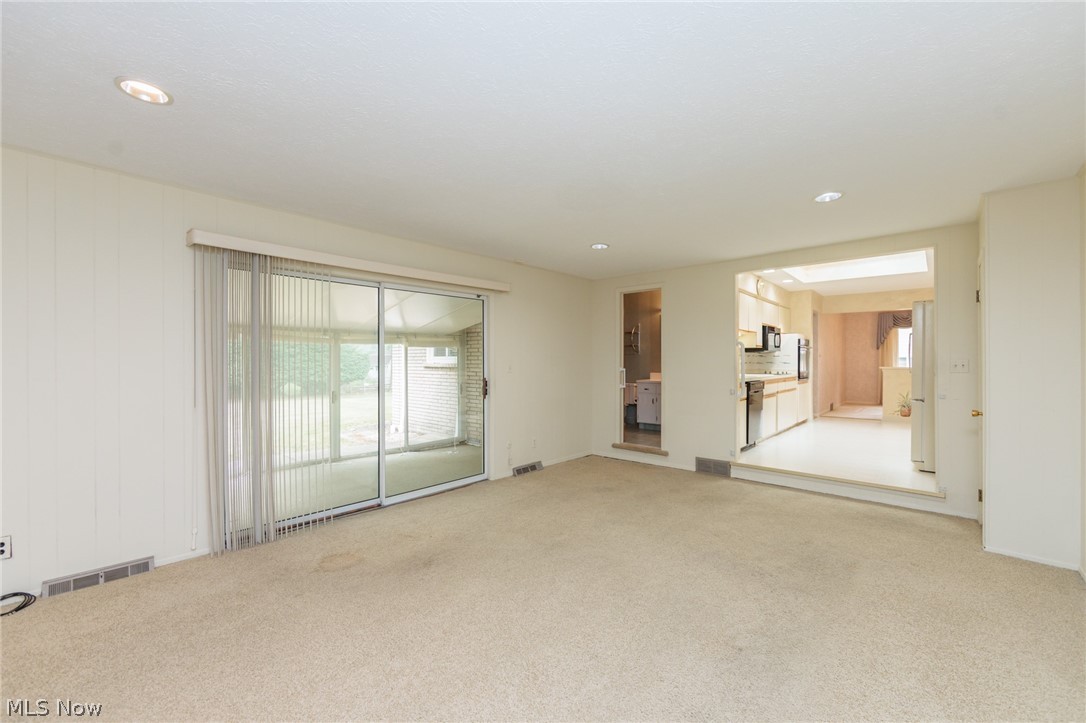 616 Sturbridge Drive Highland Heights OH 44143