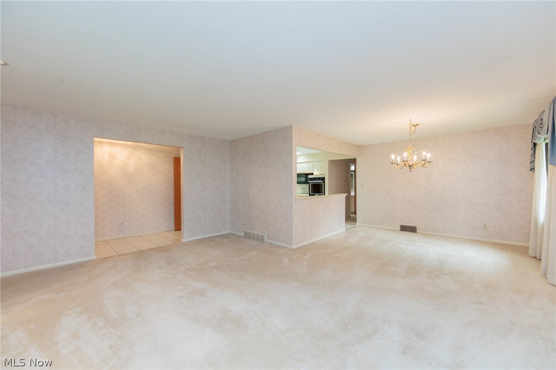 616 Sturbridge Drive Highland Heights OH 44143
