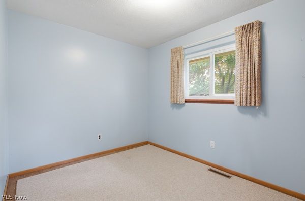 722 Navajo Trail Macedonia OH 44056