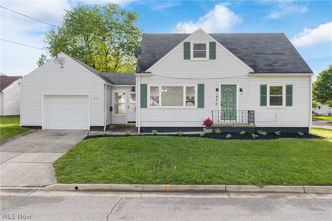 670 Davis Street Akron OH 44310