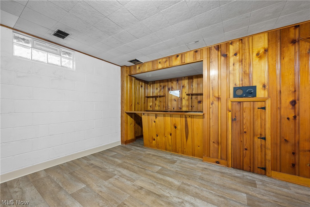 670 Davis Street Akron OH 44310