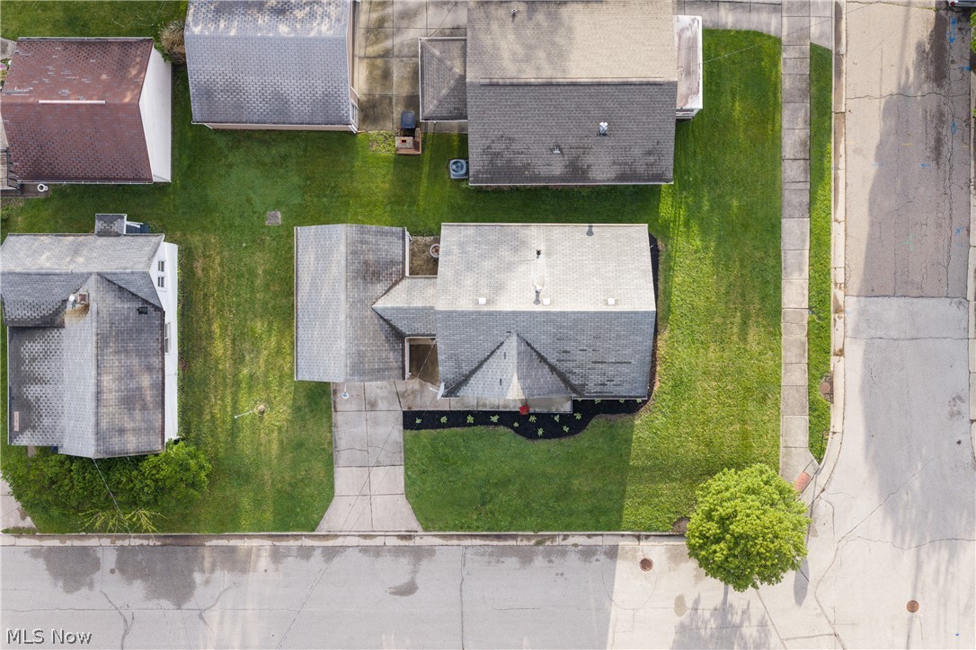 670 Davis Street Akron OH 44310