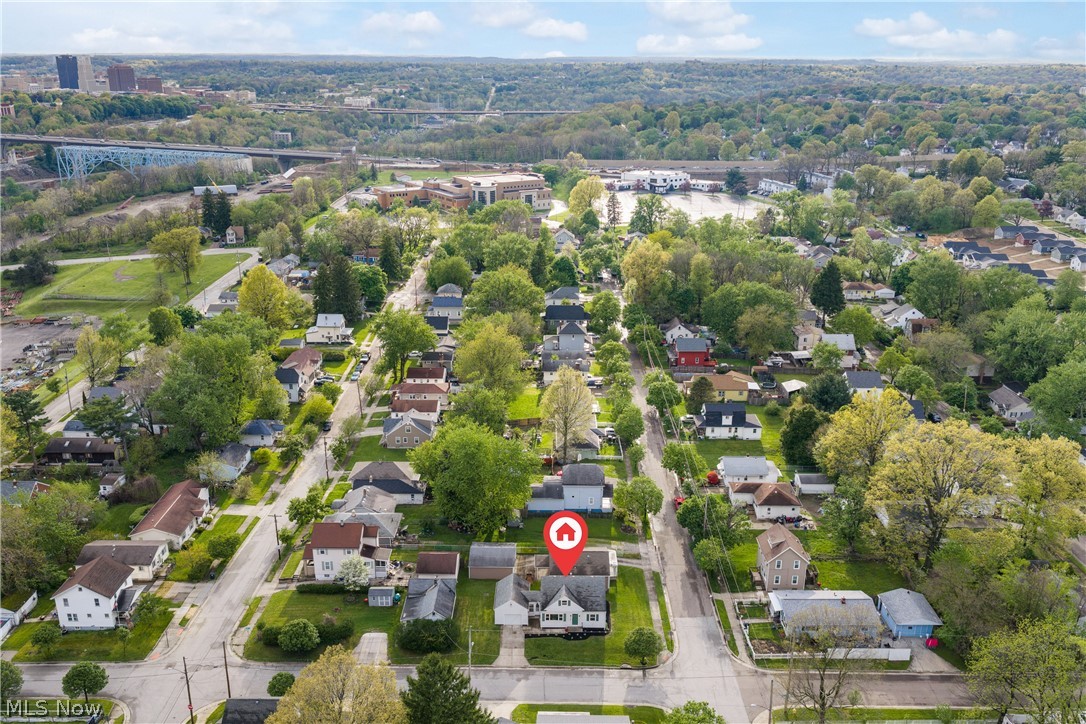670 Davis Street Akron OH 44310