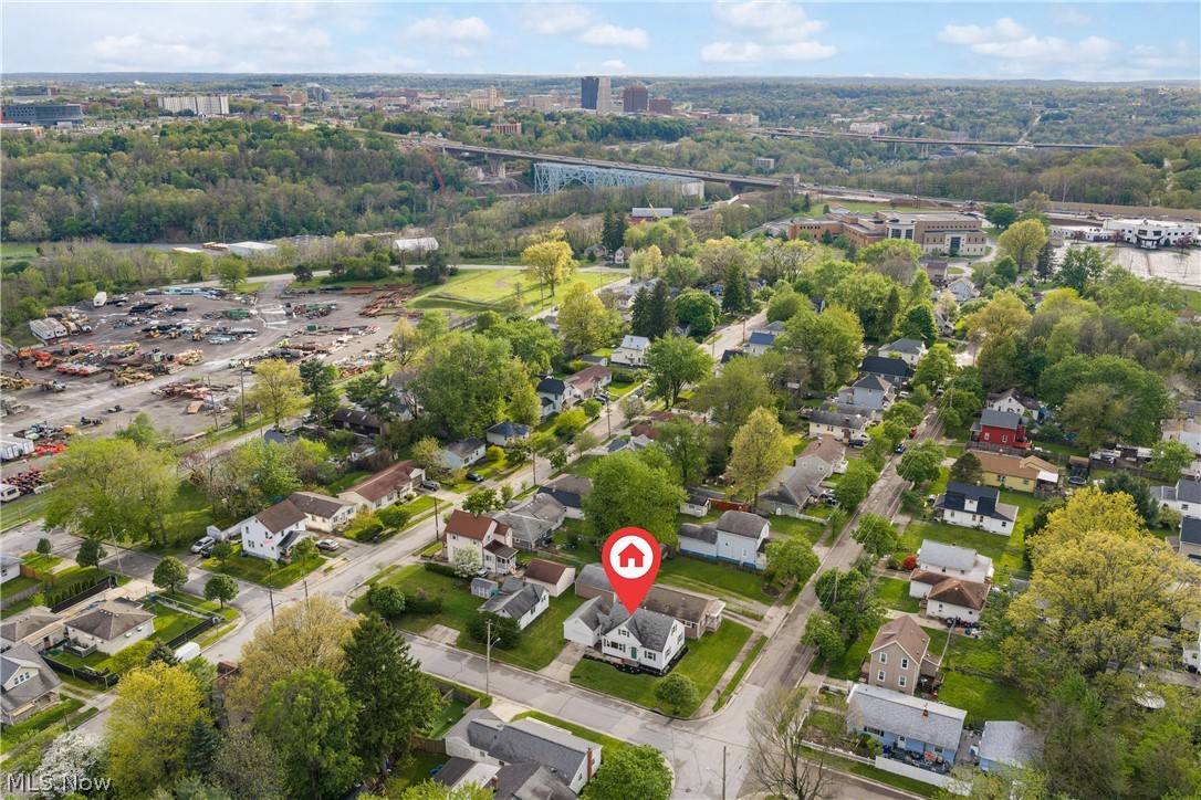 670 Davis Street Akron OH 44310