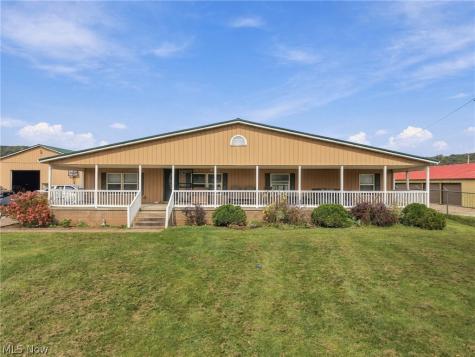 6157 Alliance Road NW Malvern OH 44644