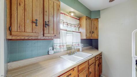 1299 Hammel Street Akron OH 44306