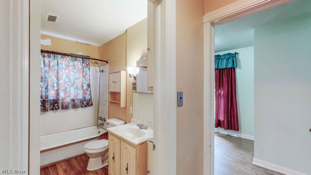 1299 Hammel Street Akron OH 44306