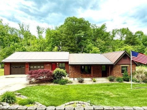 912 Hadley Lane Marietta OH 45750