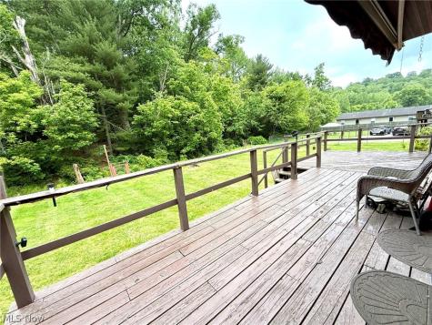 912 Hadley Lane Marietta OH 45750