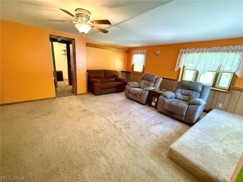 912 Hadley Lane Marietta OH 45750