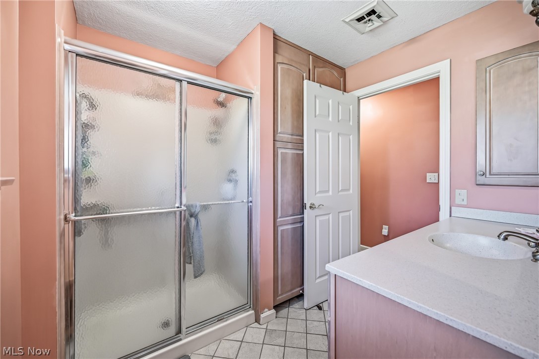 11488 N 12th Street Beloit OH 44609