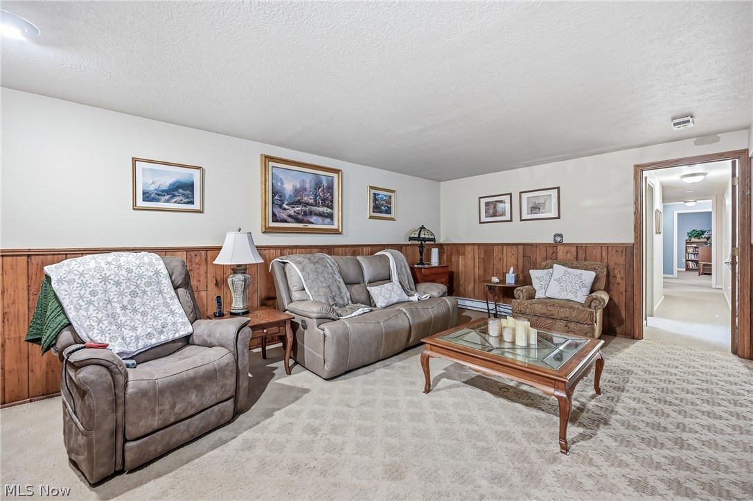11488 N 12th Street Beloit OH 44609
