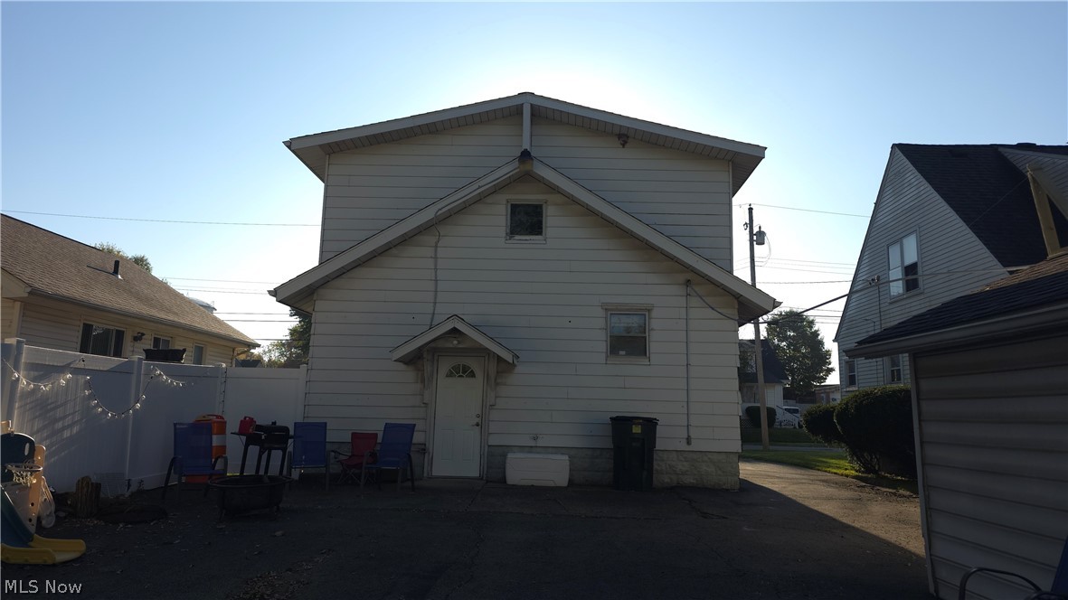 1570 Edgehill Avenue SE Warren OH 44484