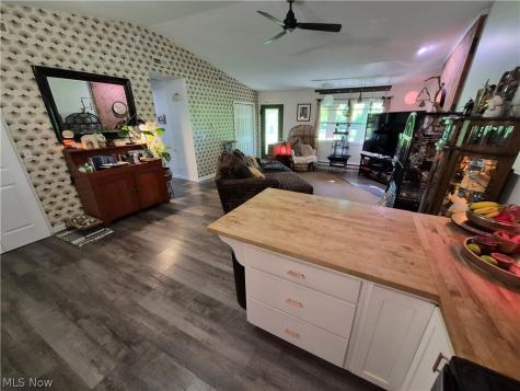 1373 Saffron Drive West Salem OH 44287