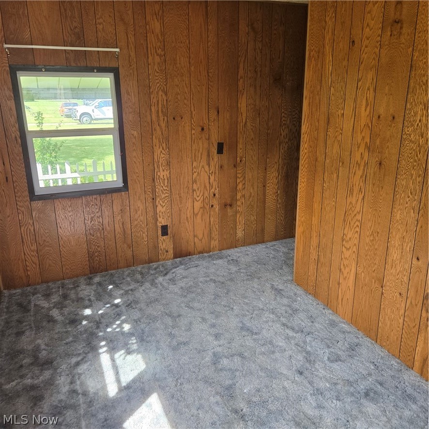 46357 Township Road 1208 Coshocton OH 43812