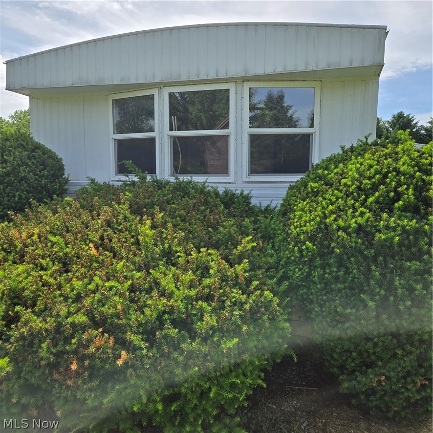 46357 Township Road 1208 Coshocton OH 43812