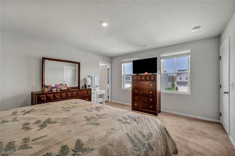 172 Wildflower Drive Elyria OH 44035