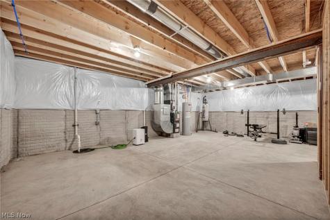 172 Wildflower Drive Elyria OH 44035