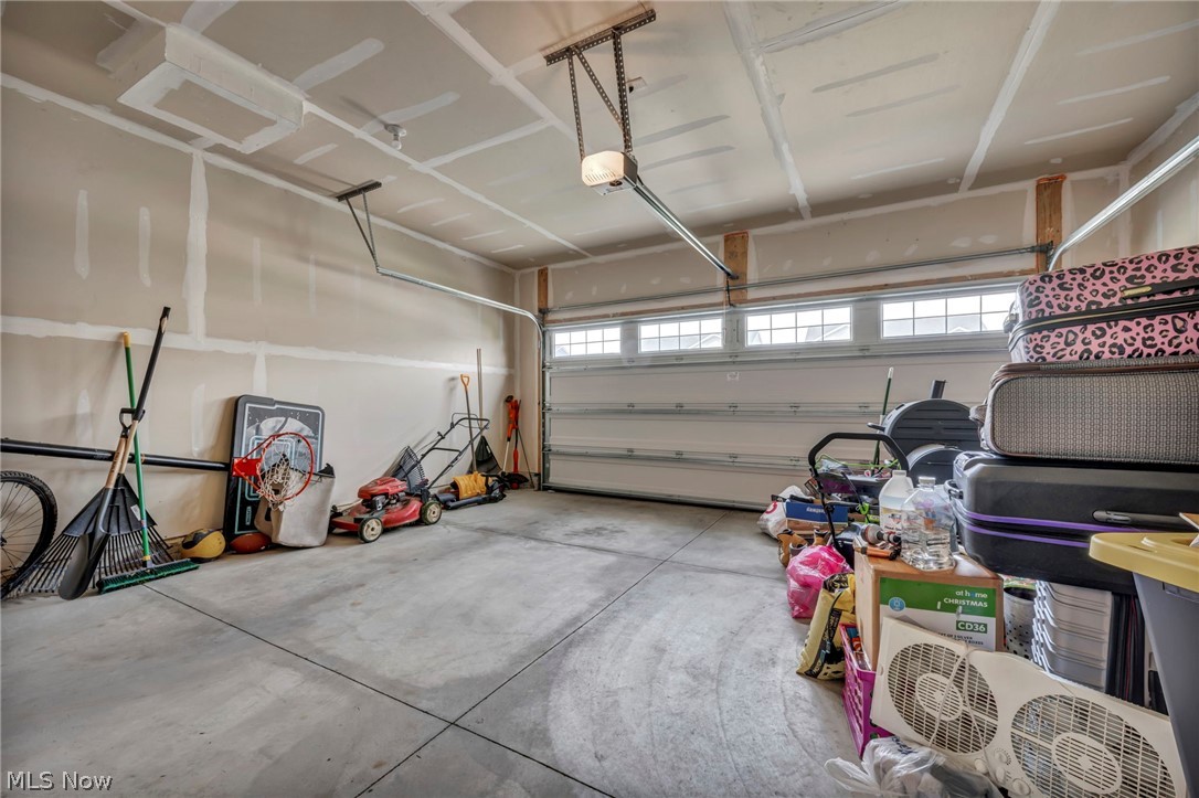 172 Wildflower Drive Elyria OH 44035
