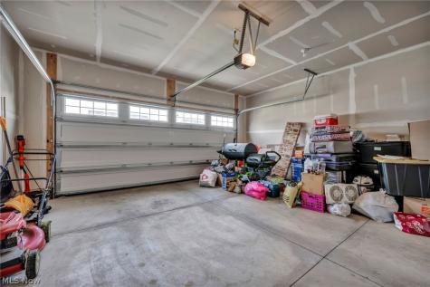 172 Wildflower Drive Elyria OH 44035