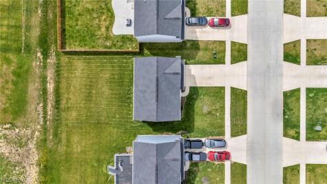 172 Wildflower Drive Elyria OH 44035