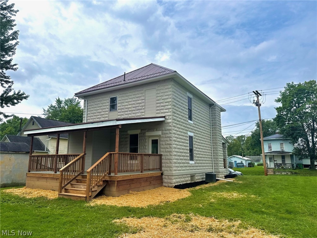 128 S 6th Street Dennison OH 44621